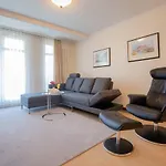 Strandvillen Binz - 1-Raum-Appartement mit Meerblick und Balkon SV 763